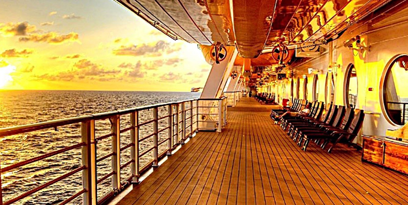 Os decks como num navio de cruzeiro